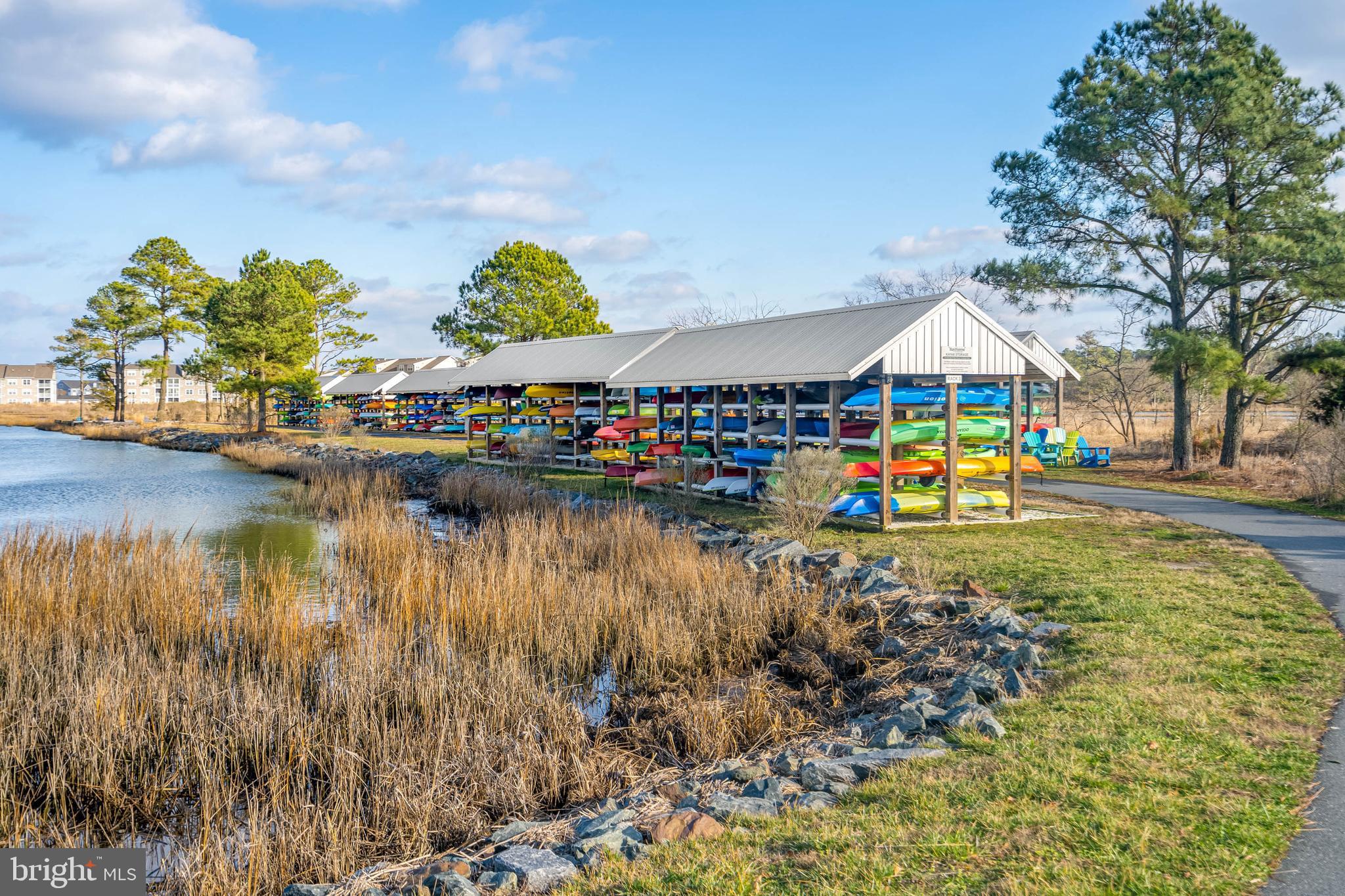 BAY FOREST CLUB - Residential