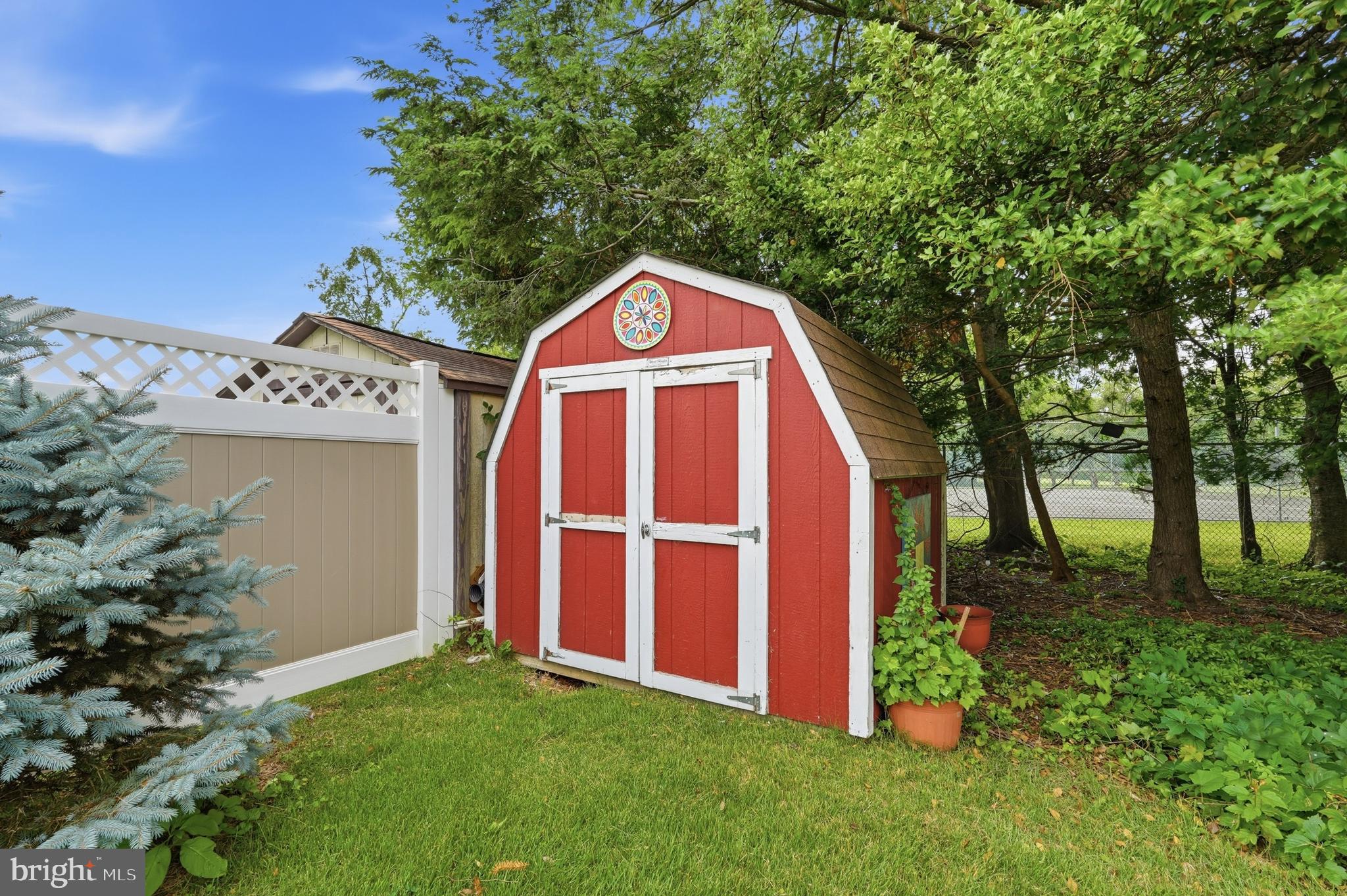 BUCKRIDGE FARMS - Residential