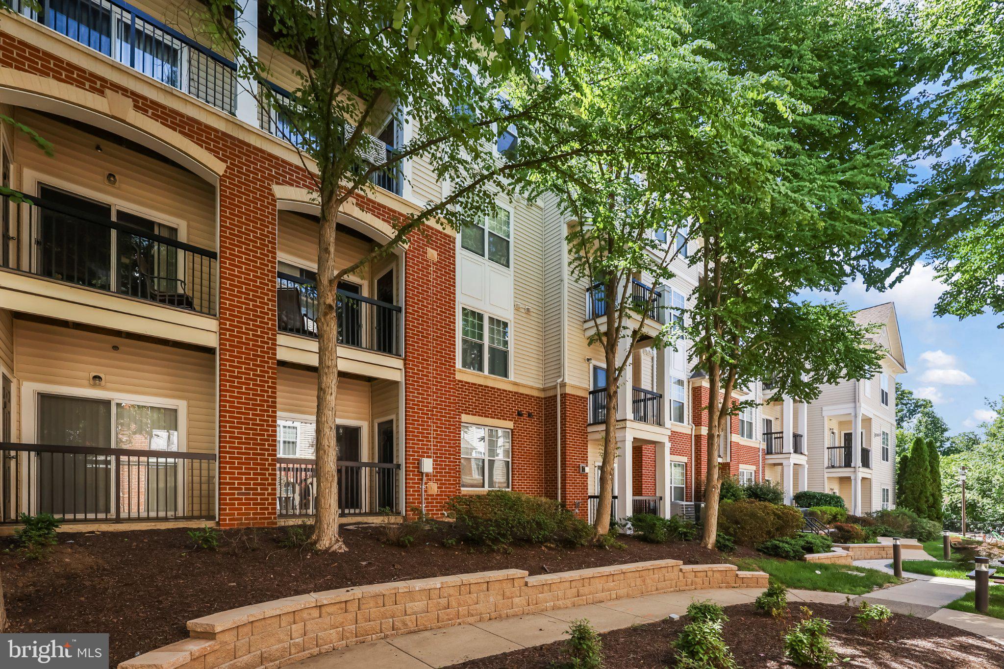 FAIRFAX RIDGE - Residential