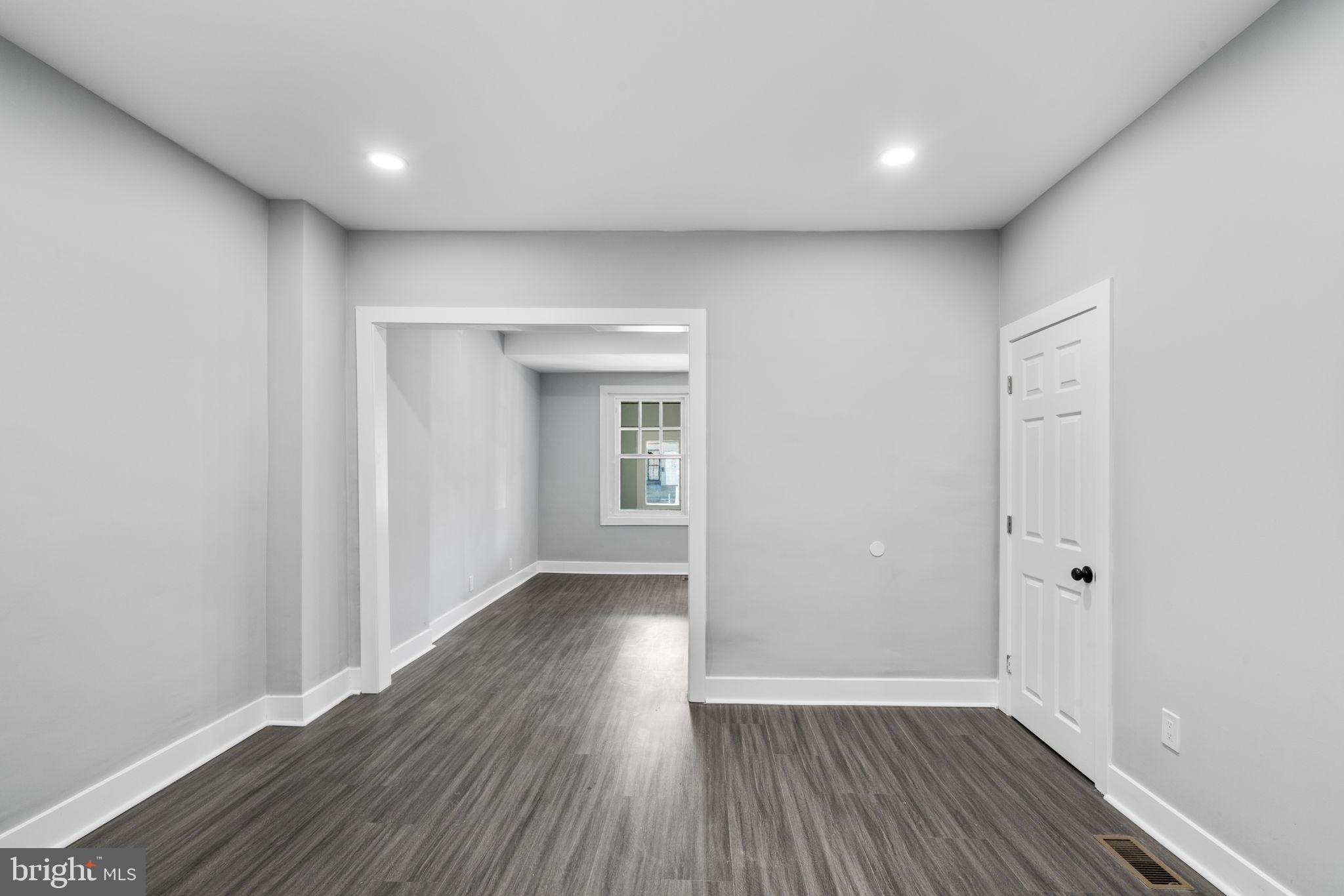 WEST OAK LANE - Residential