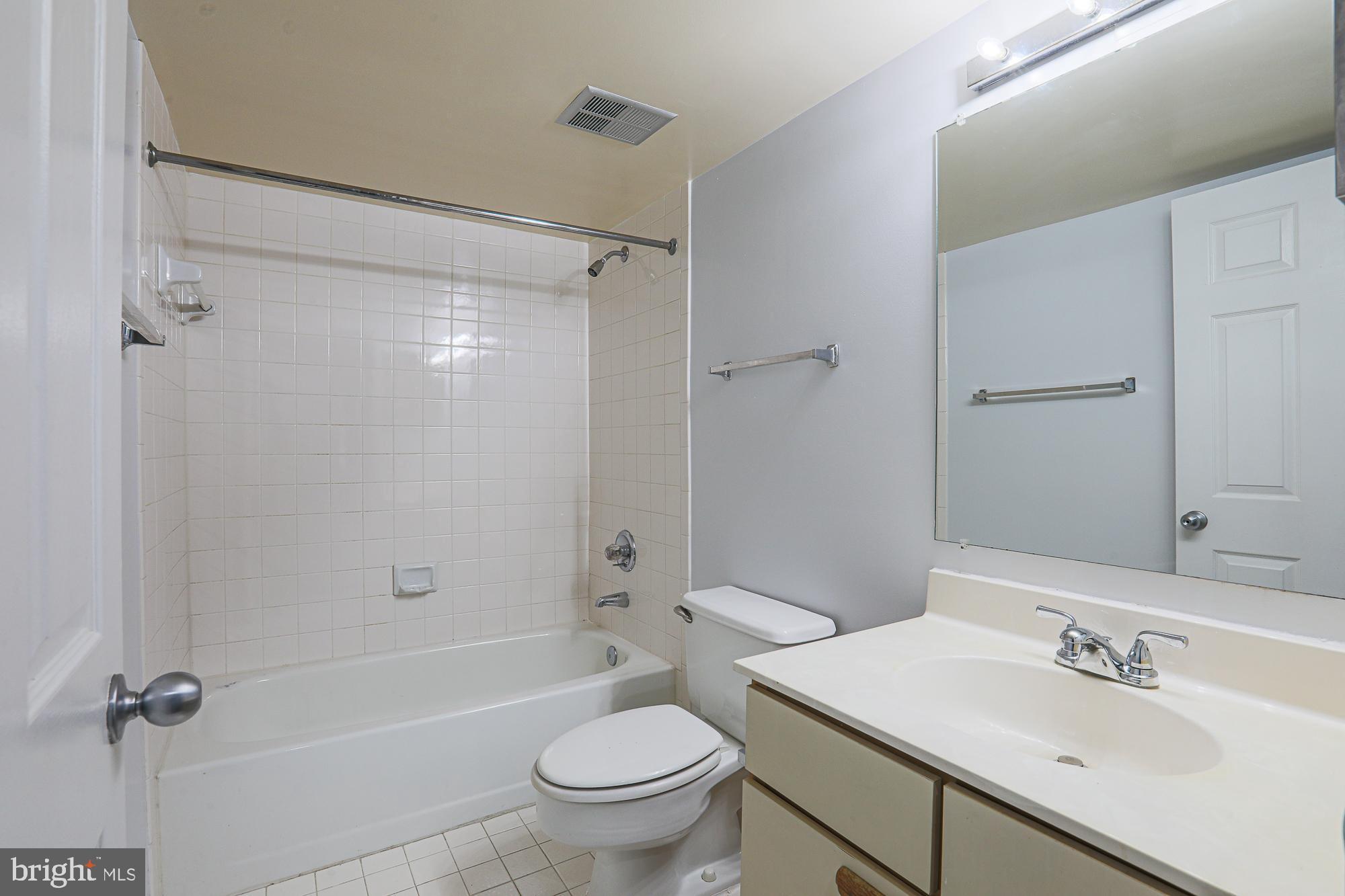 CHESWOLDE - Residential Lease