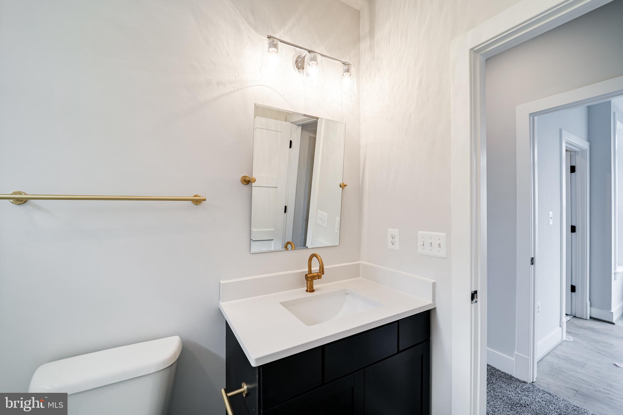 COLLINGWOOD MANOR - Residential