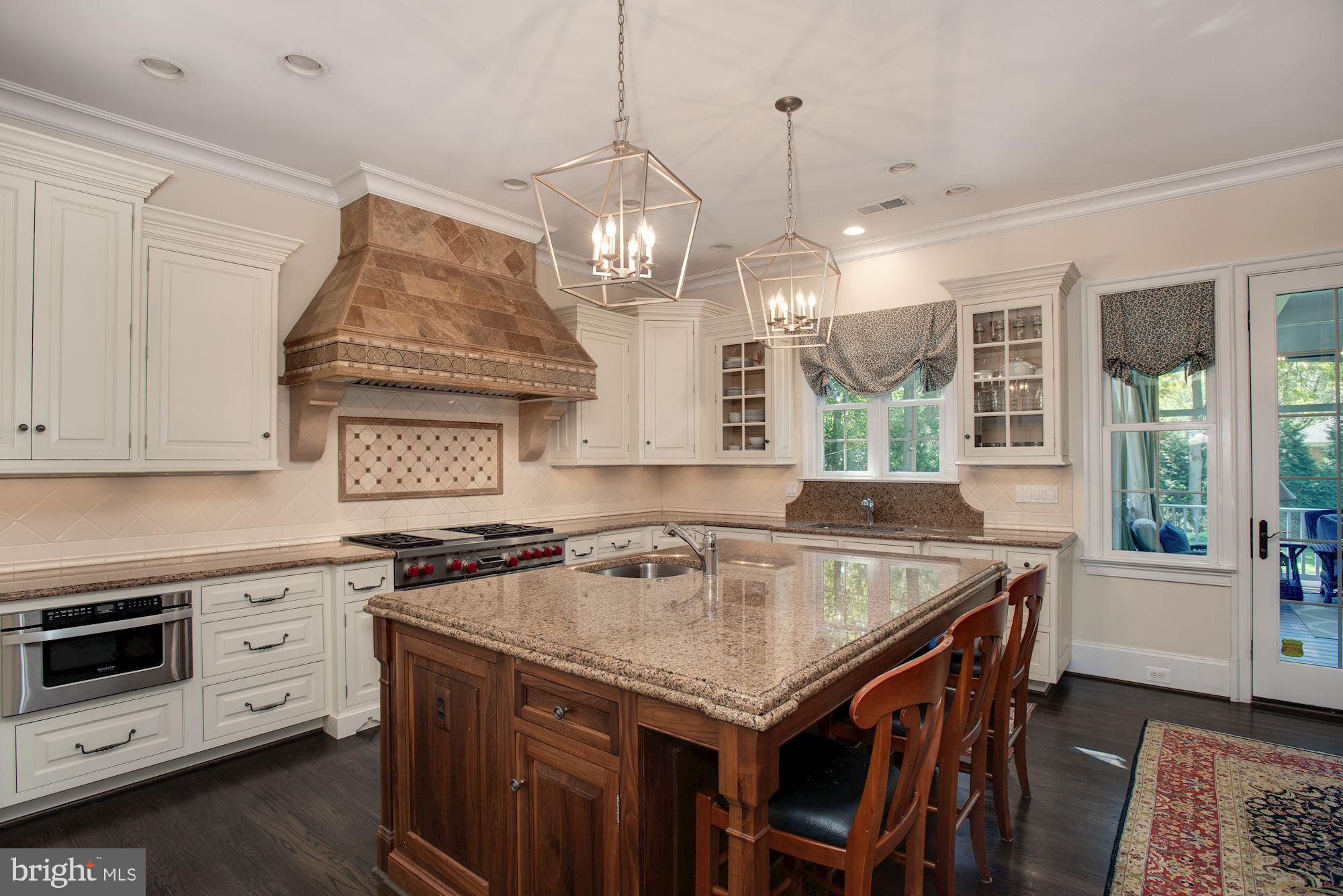 LANGLEY FOREST - Residential