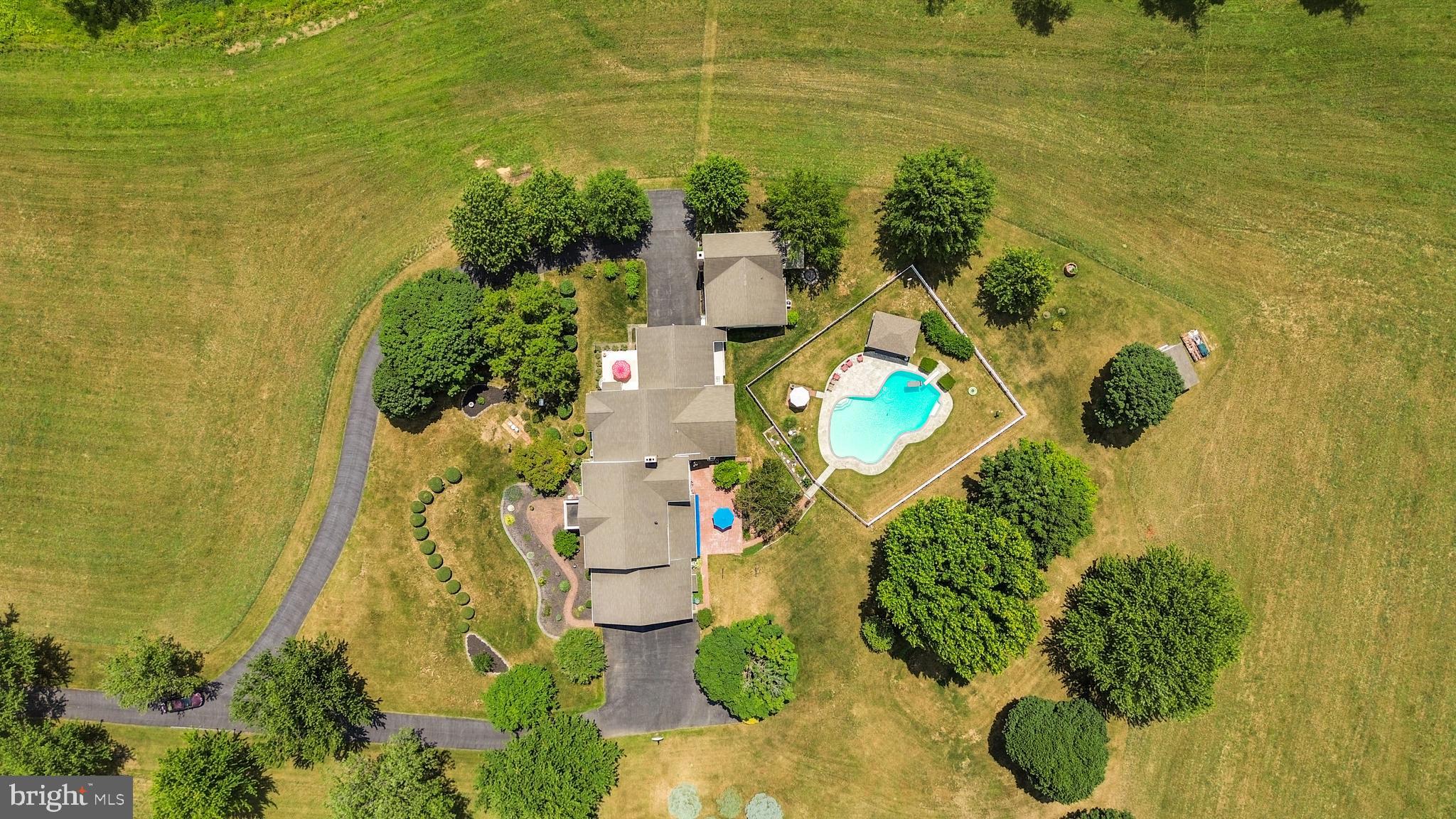 FIVE MILE HILL - Residential