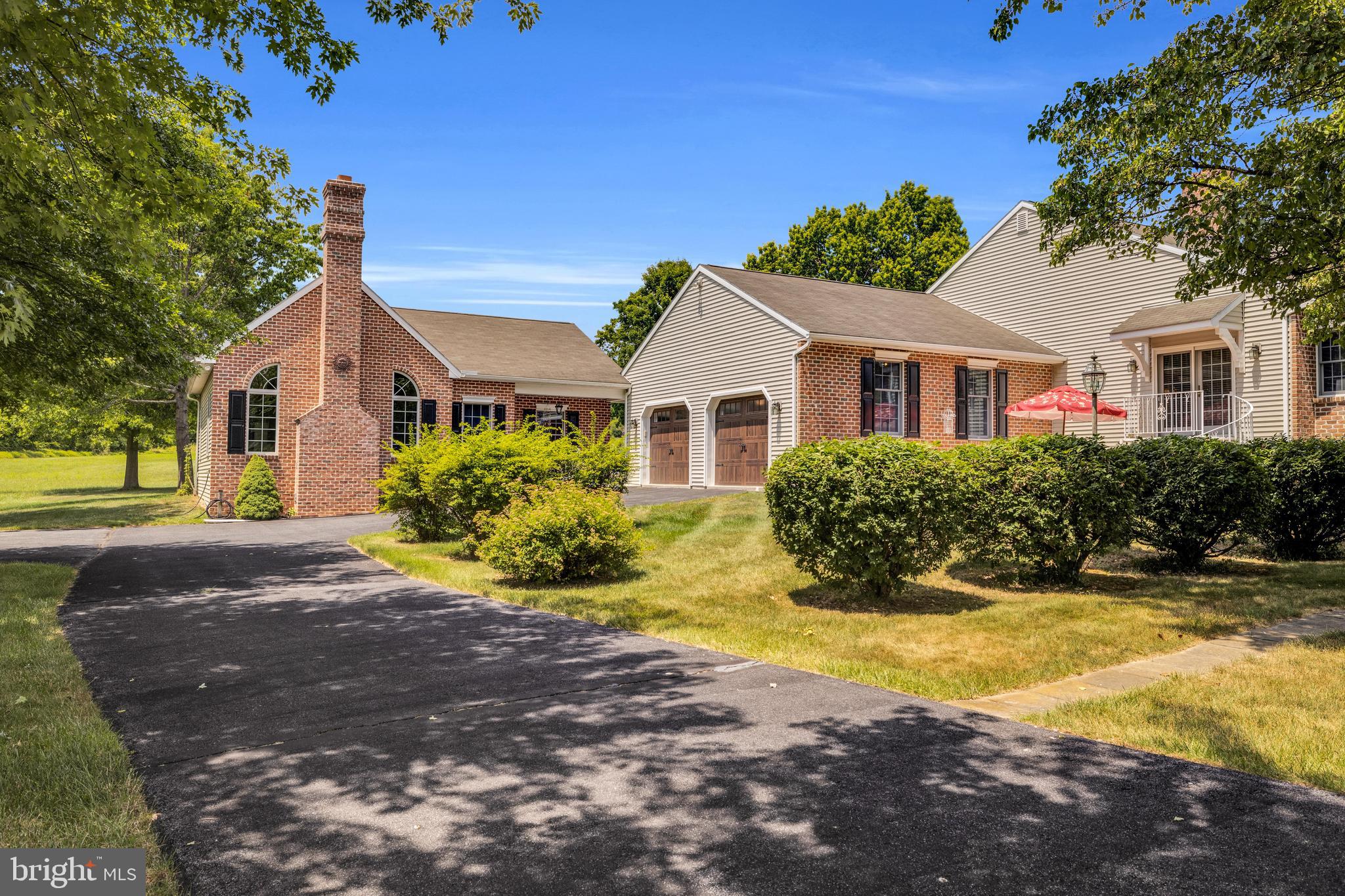 FIVE MILE HILL - Residential