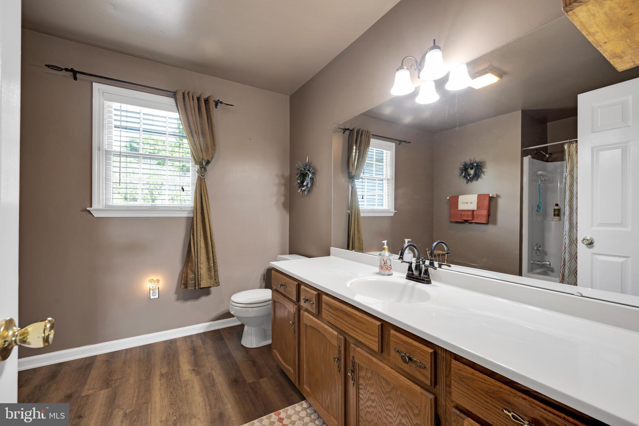 FIVE MILE HILL - Residential