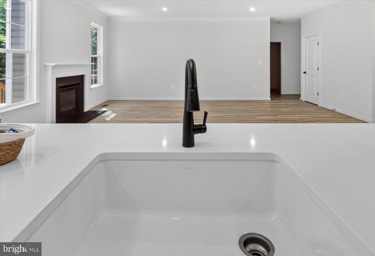 JERDONE ISLAND - Residential