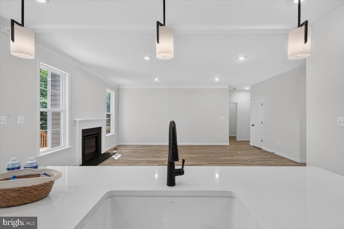 JERDONE ISLAND - Residential