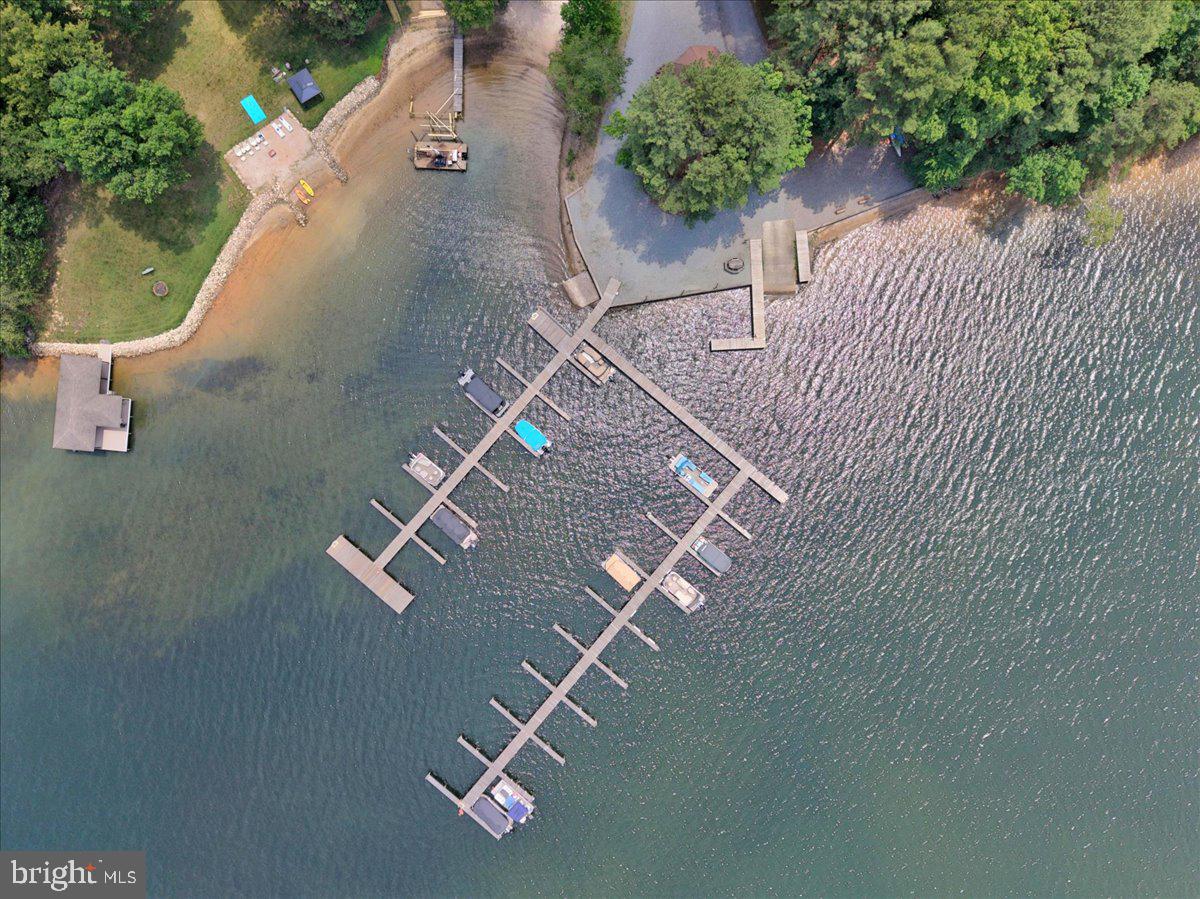 JERDONE ISLAND - Residential