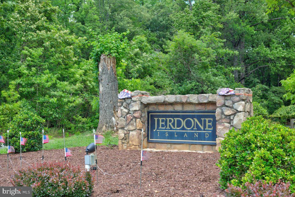 JERDONE ISLAND - Residential