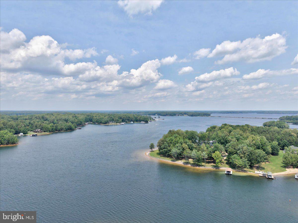 JERDONE ISLAND - Residential