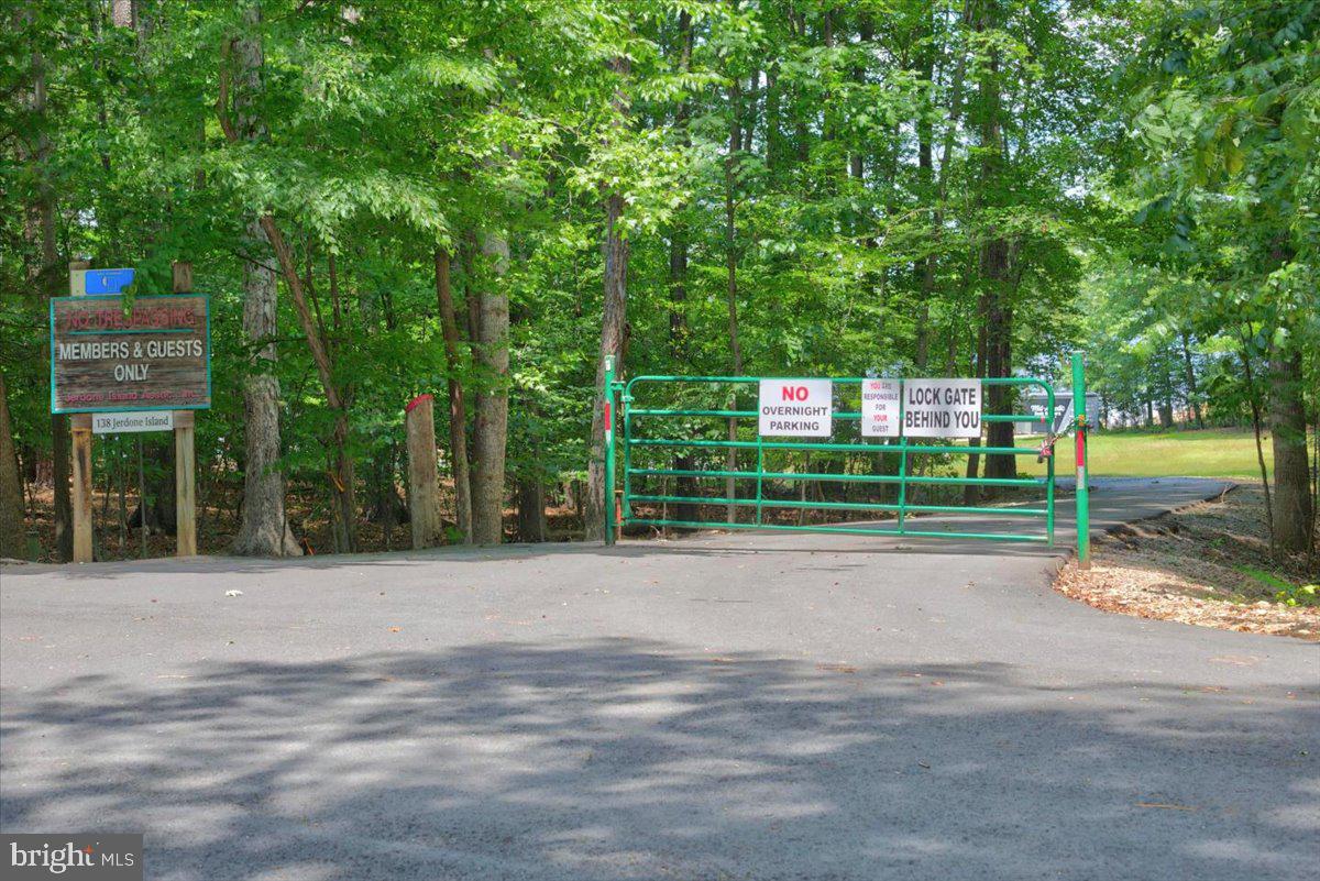 JERDONE ISLAND - Residential