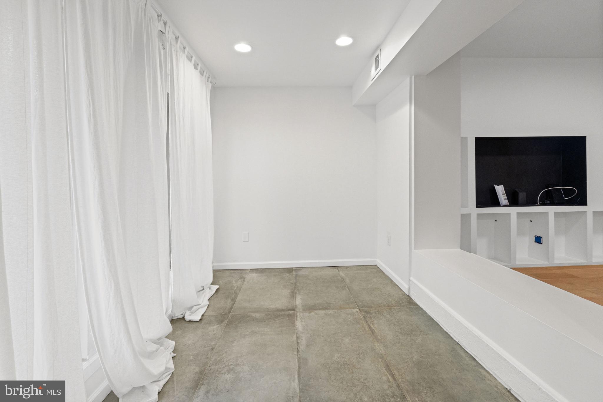 BELAIR-EDISON - Residential