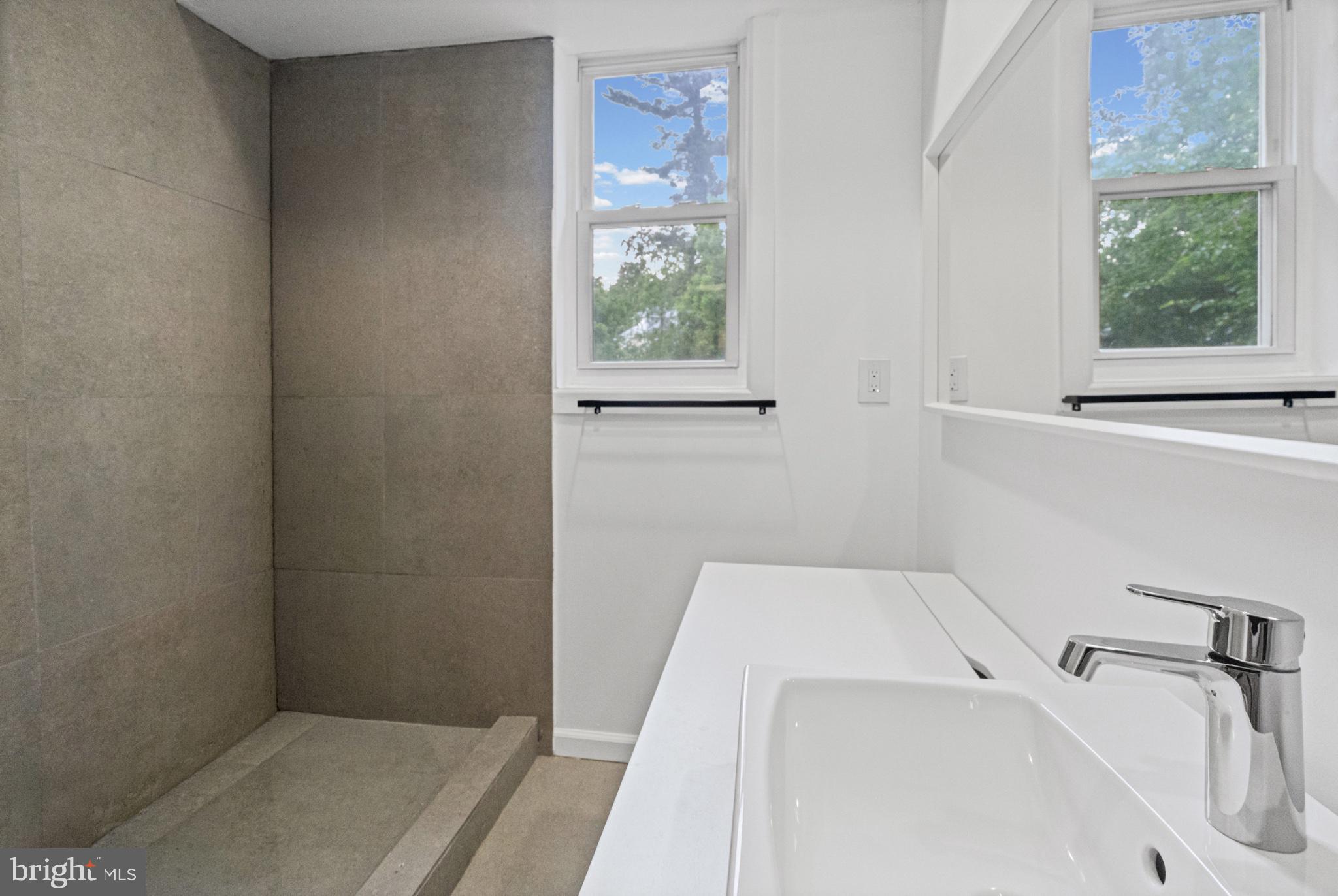 BELAIR-EDISON - Residential