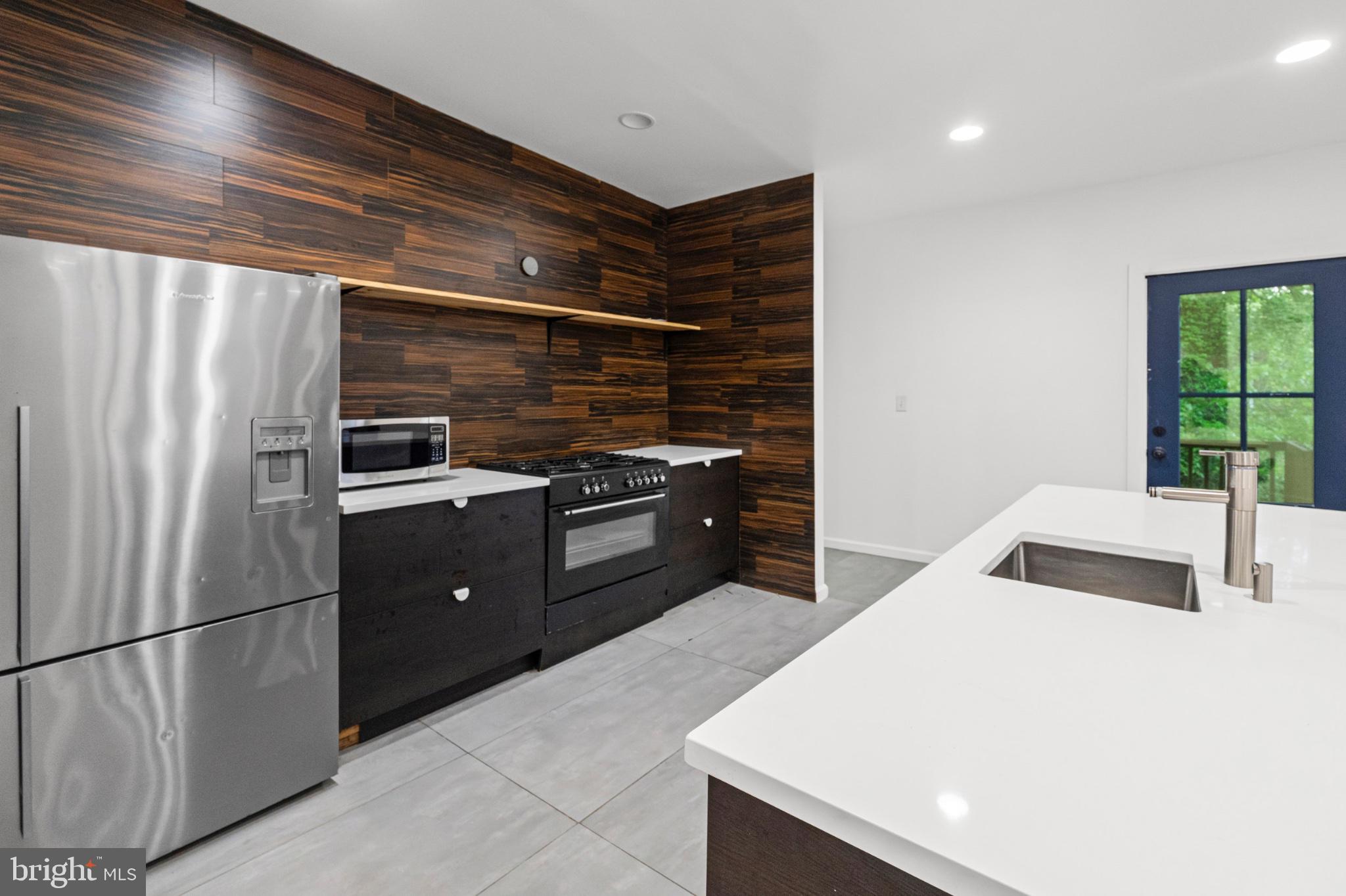 BELAIR-EDISON - Residential