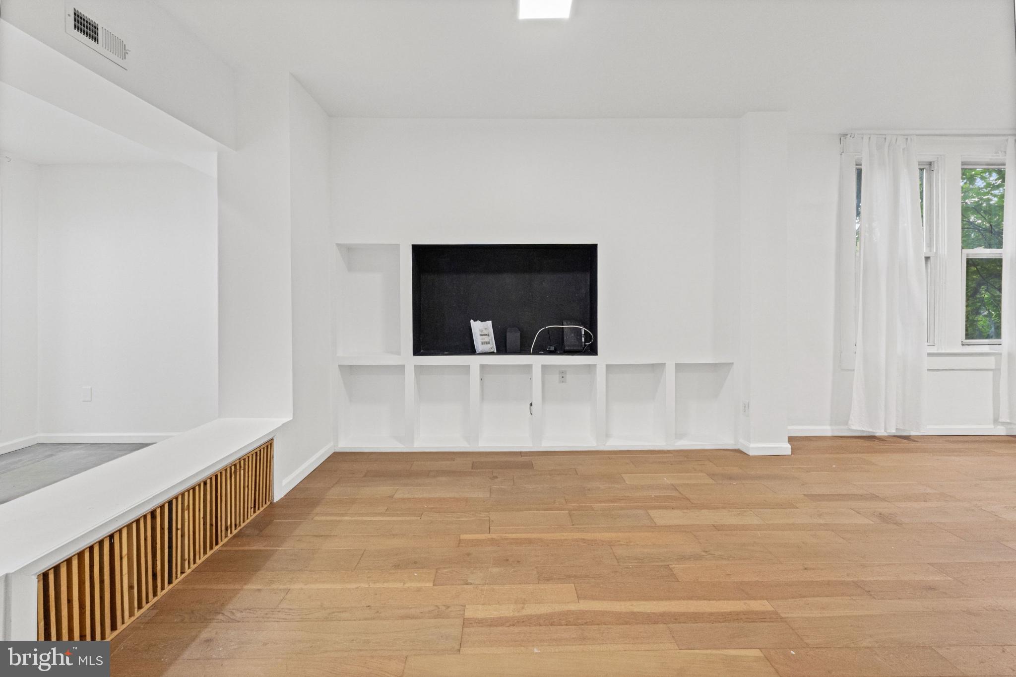 BELAIR-EDISON - Residential