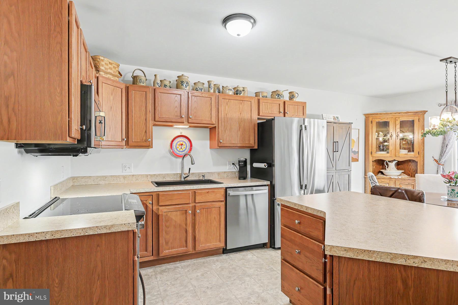 VILLAGE AT SPRINGBROOK FARMS - Residential