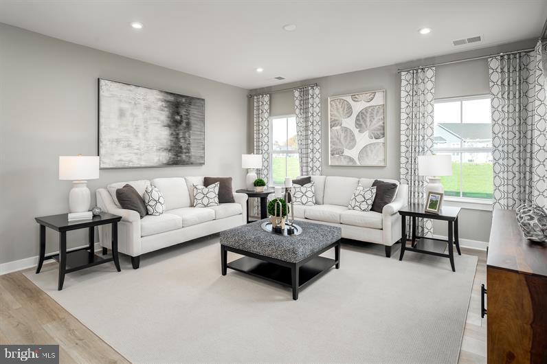 GREEN LANE MEADOWS - Residential