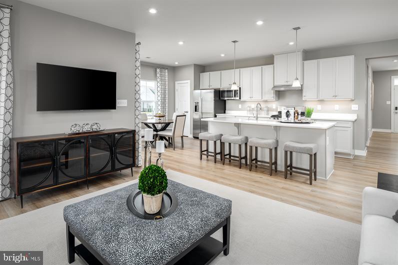 GREEN LANE MEADOWS - Residential