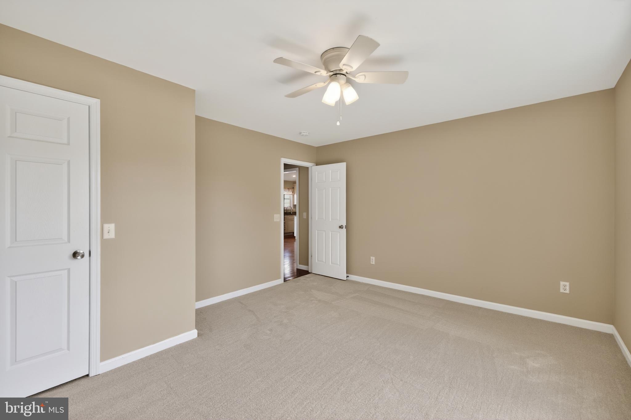 GROTTOES - Residential