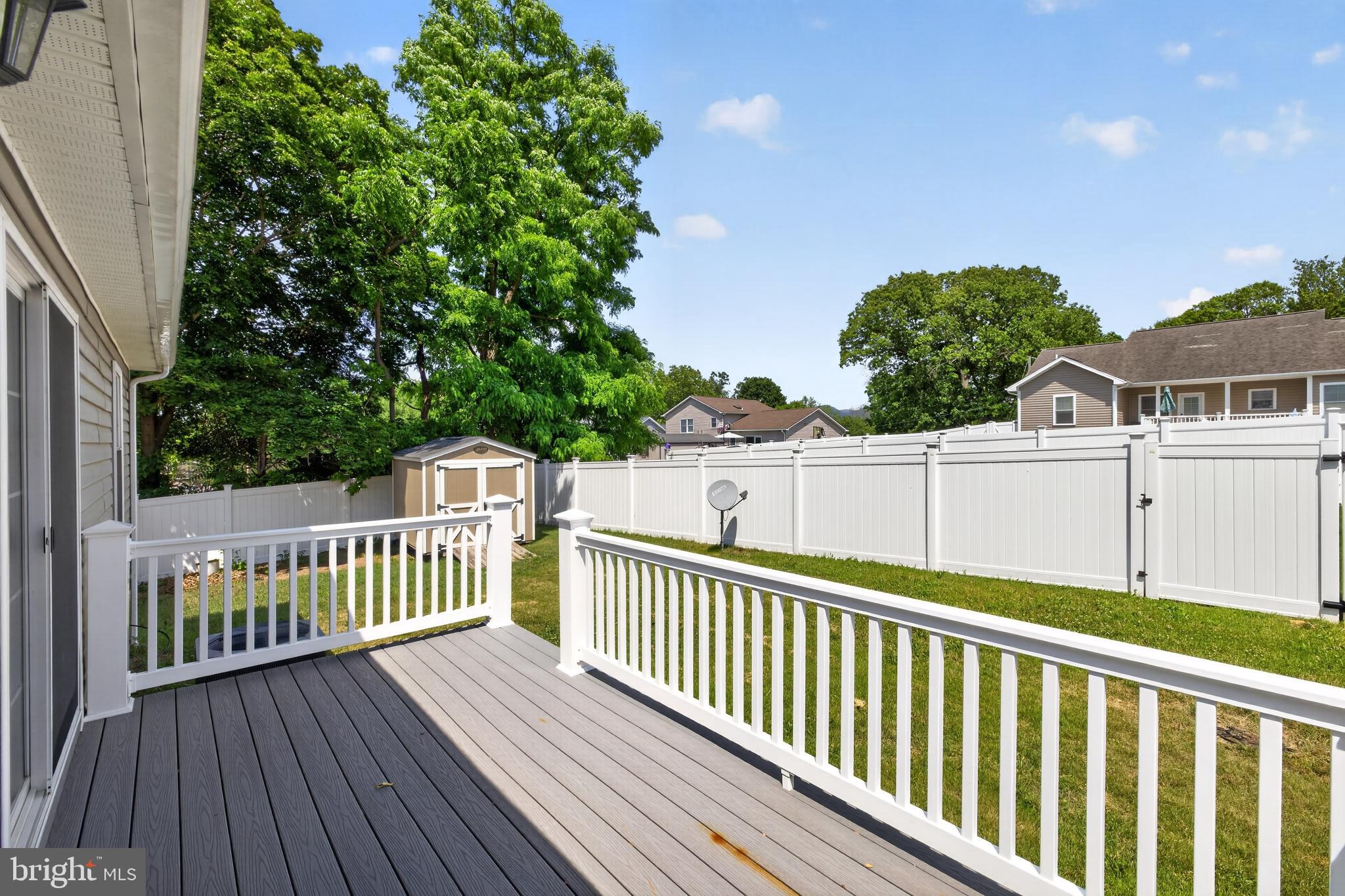 GROTTOES - Residential