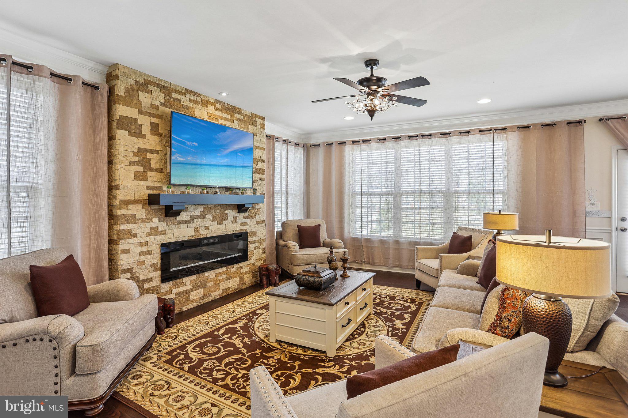 MERIDIAN CROSSING - Residential