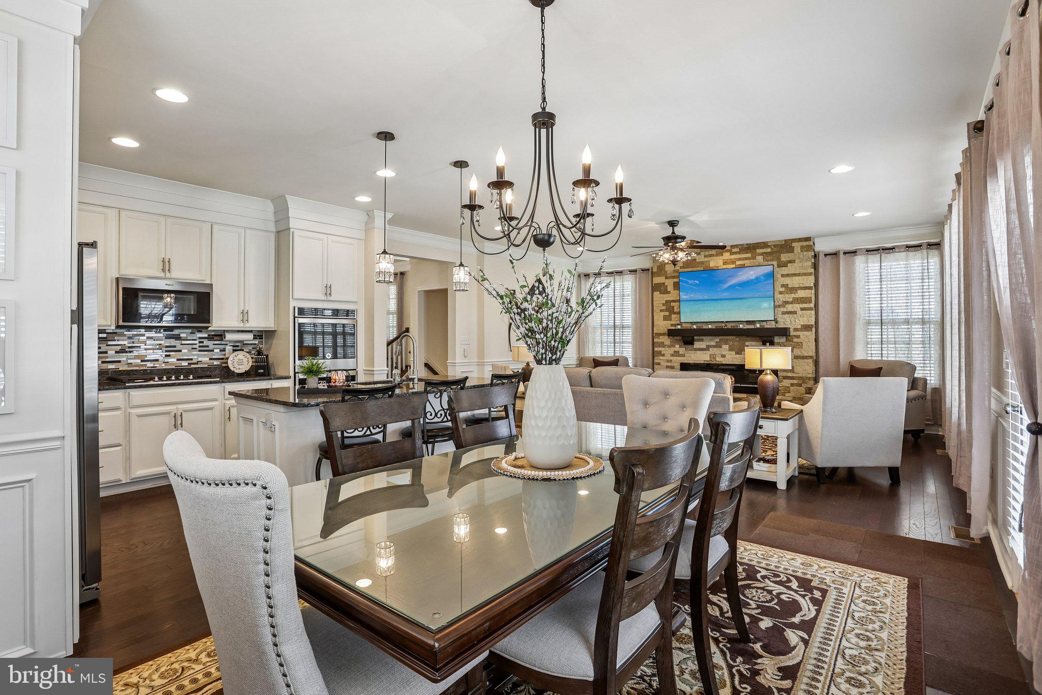 MERIDIAN CROSSING - Residential