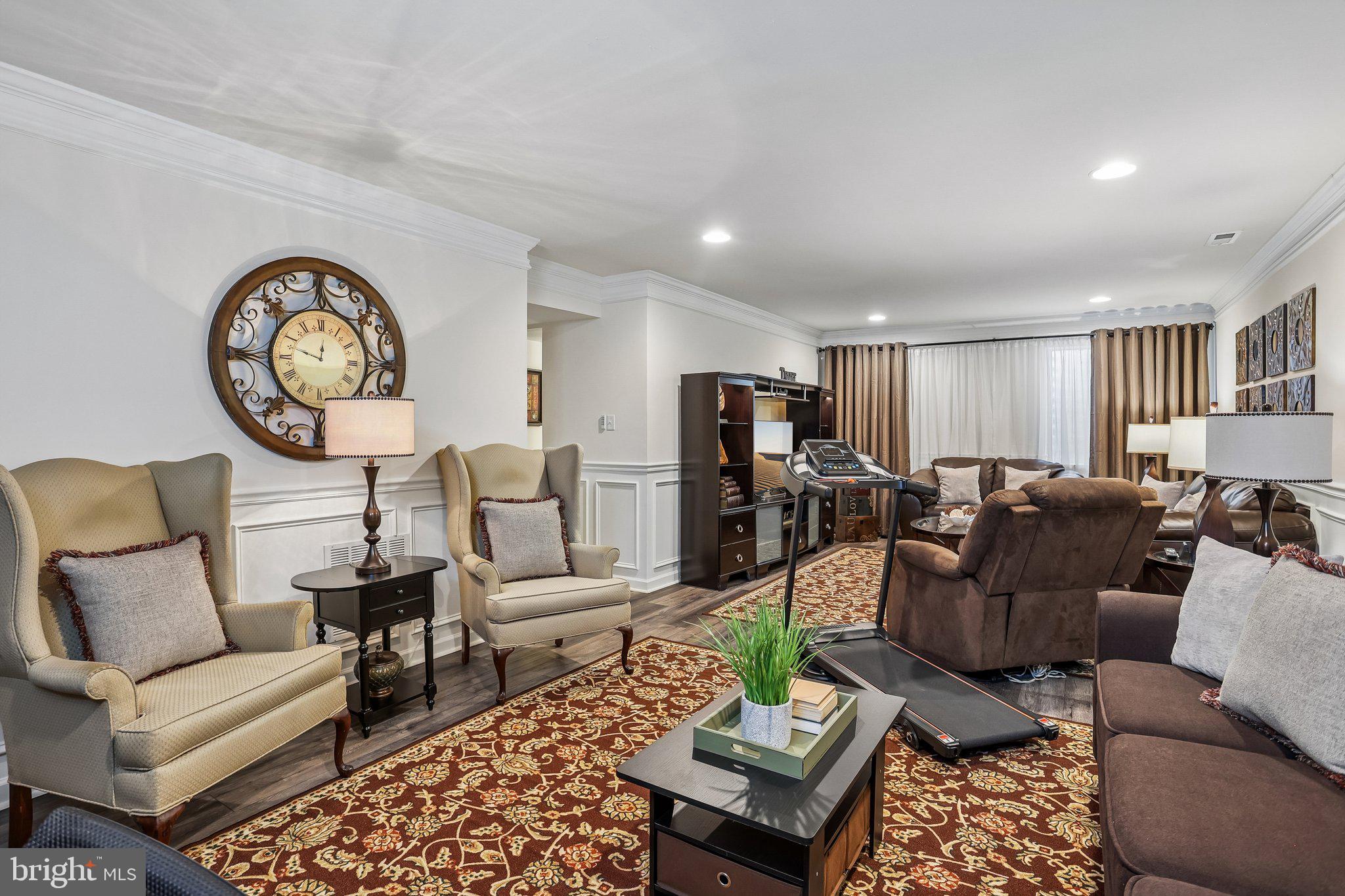 MERIDIAN CROSSING - Residential
