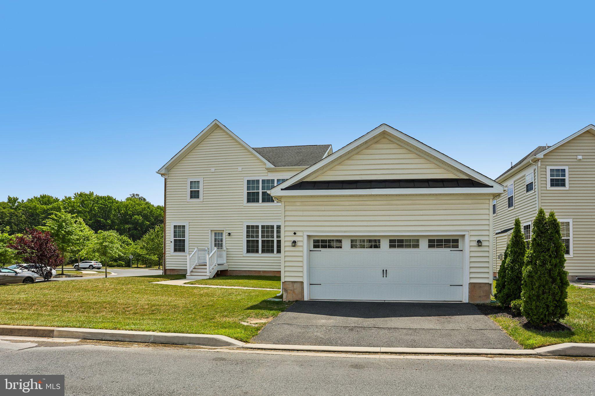 MERIDIAN CROSSING - Residential