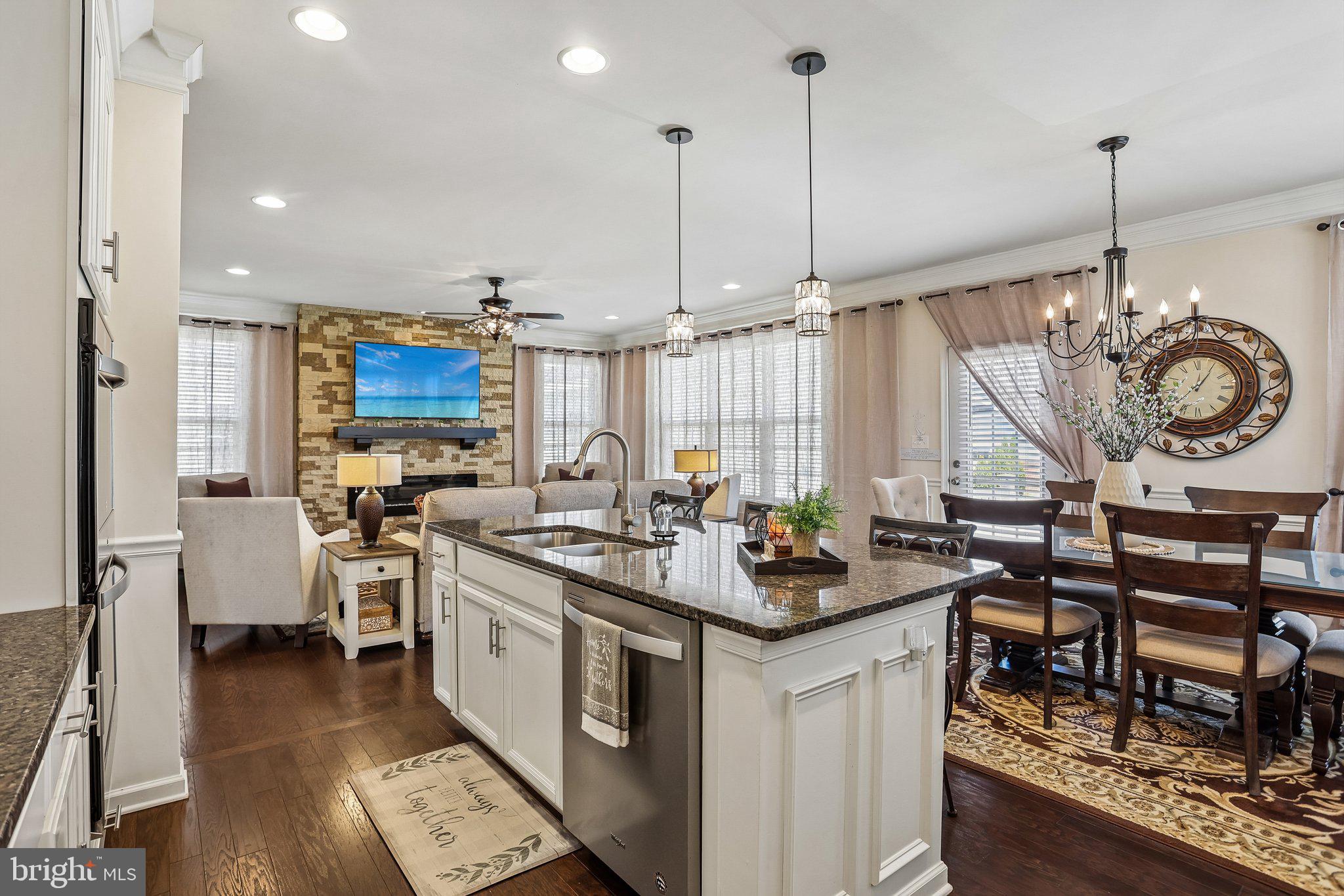 MERIDIAN CROSSING - Residential