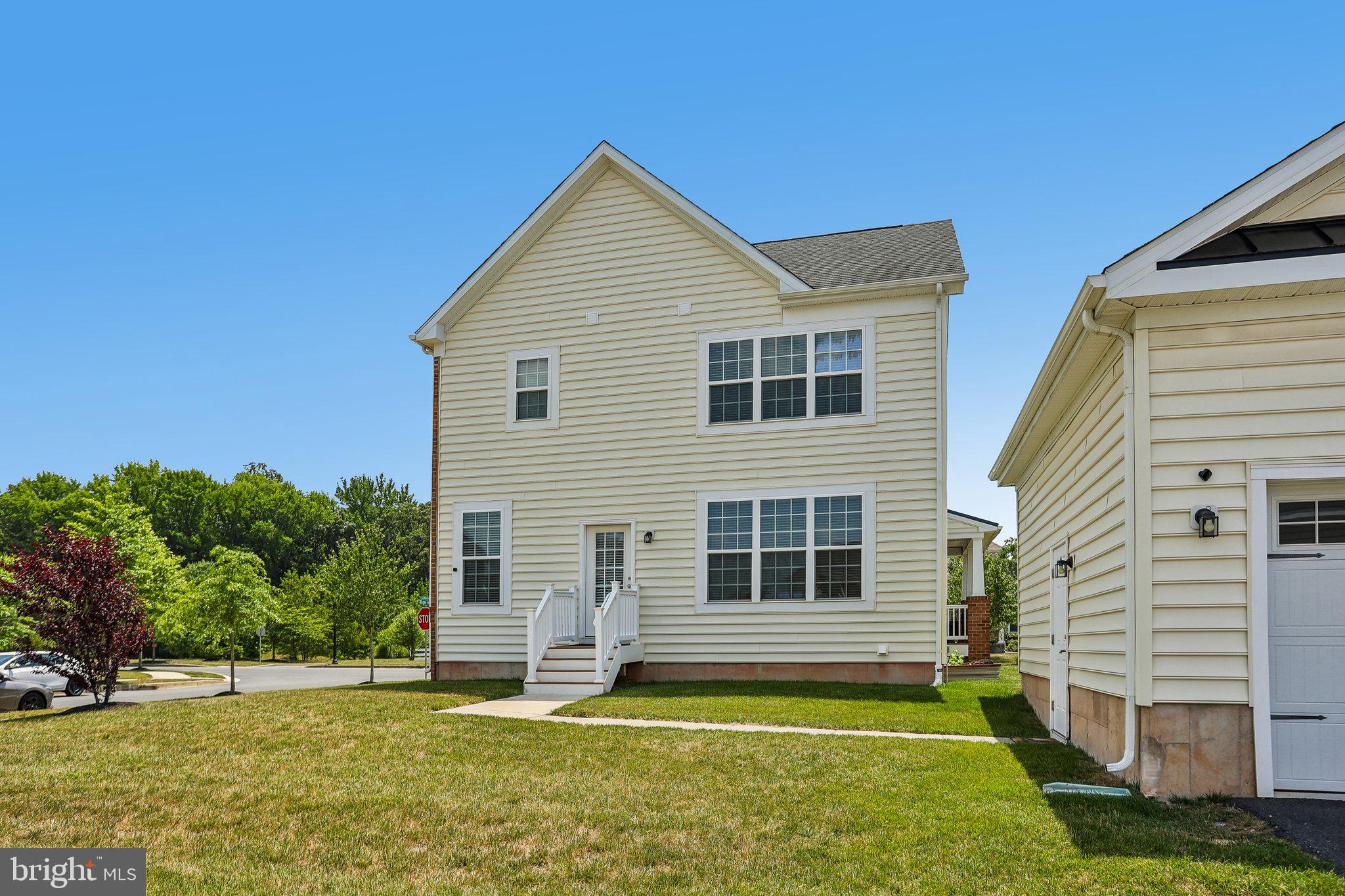 MERIDIAN CROSSING - Residential
