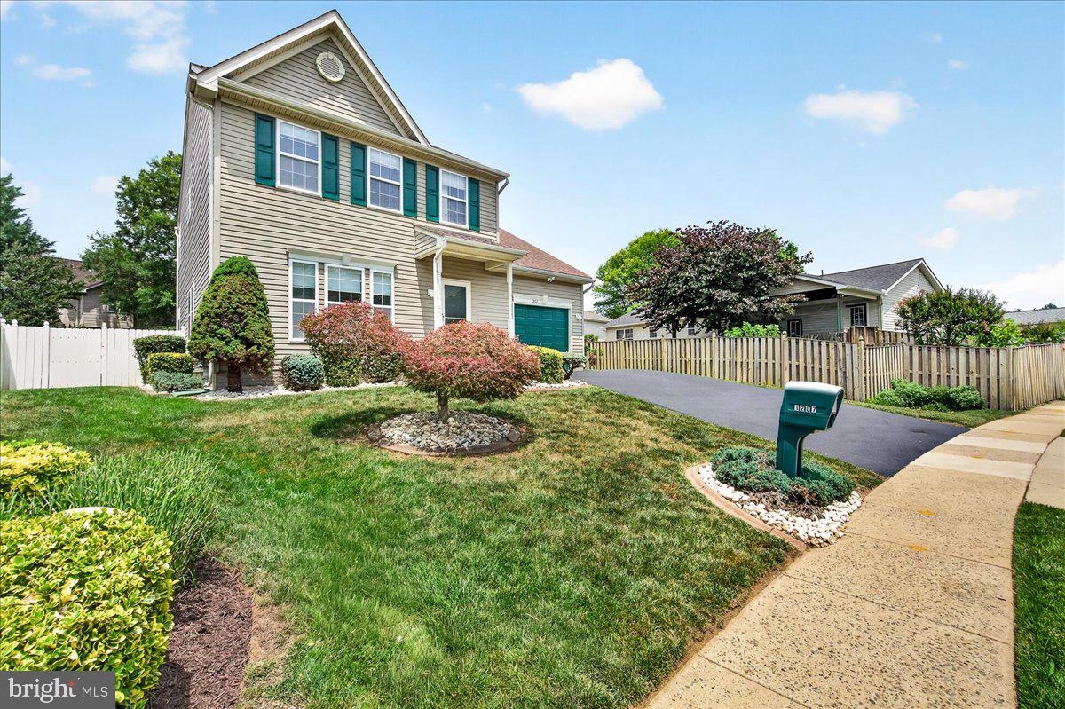LAKE COVENTRY - Residential