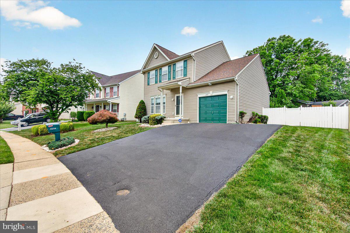LAKE COVENTRY - Residential