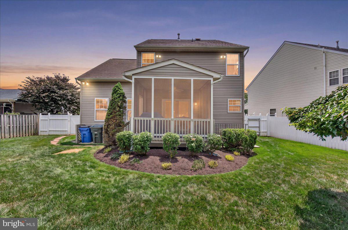 LAKE COVENTRY - Residential