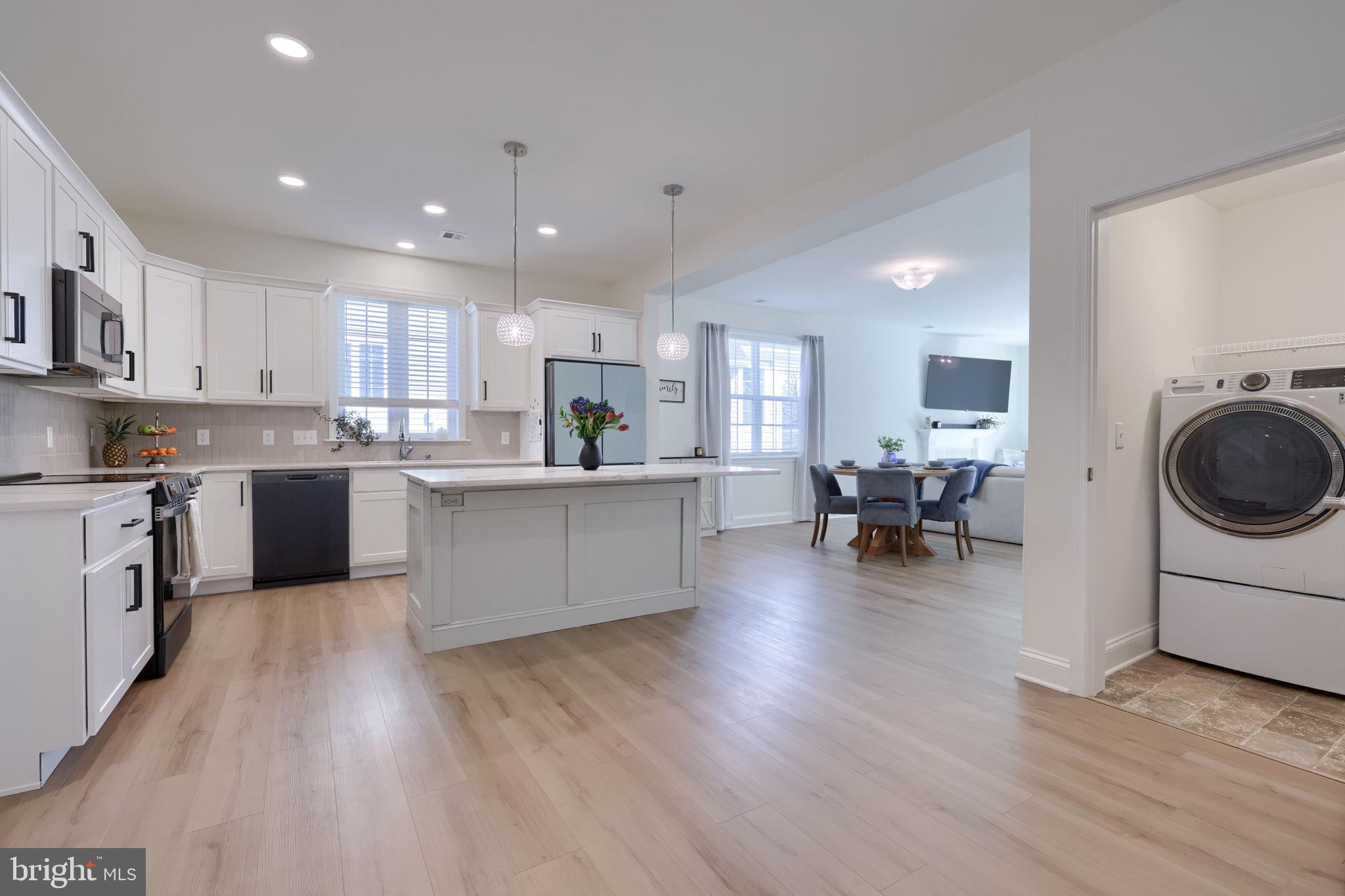 CROSSGATES - Residential