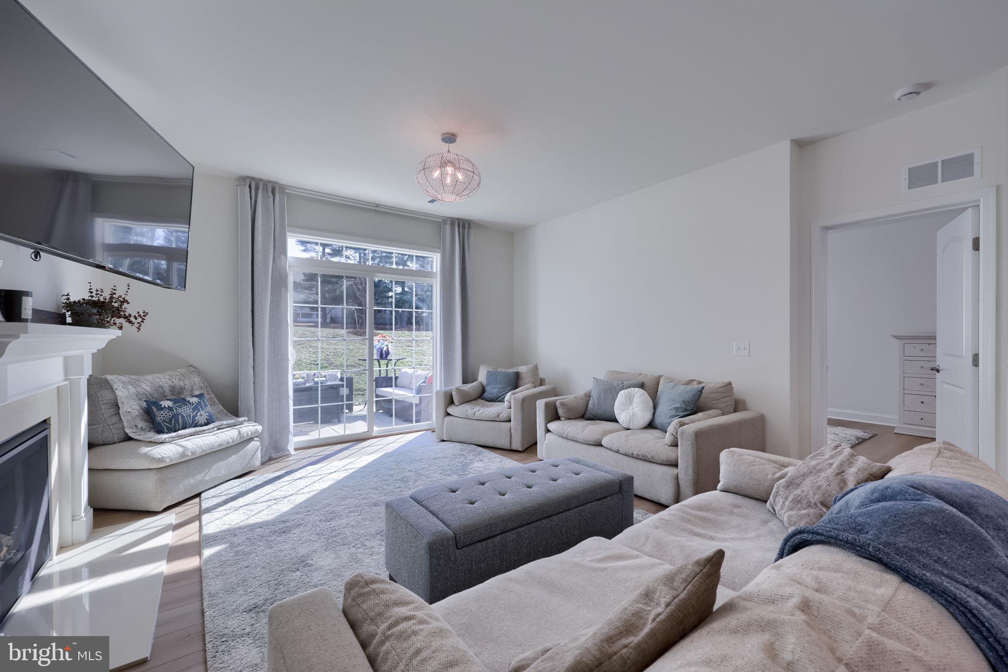 CROSSGATES - Residential