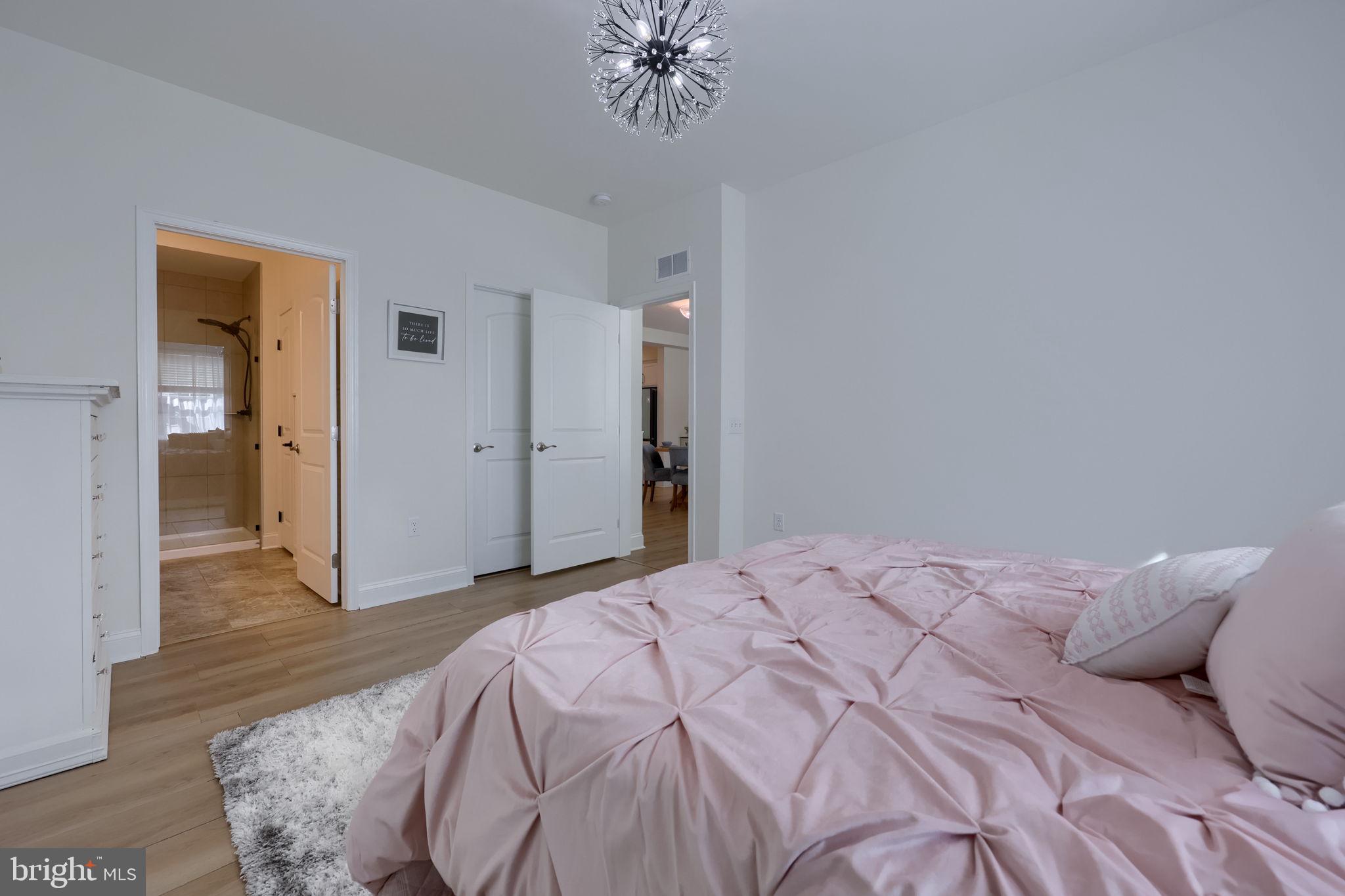 CROSSGATES - Residential