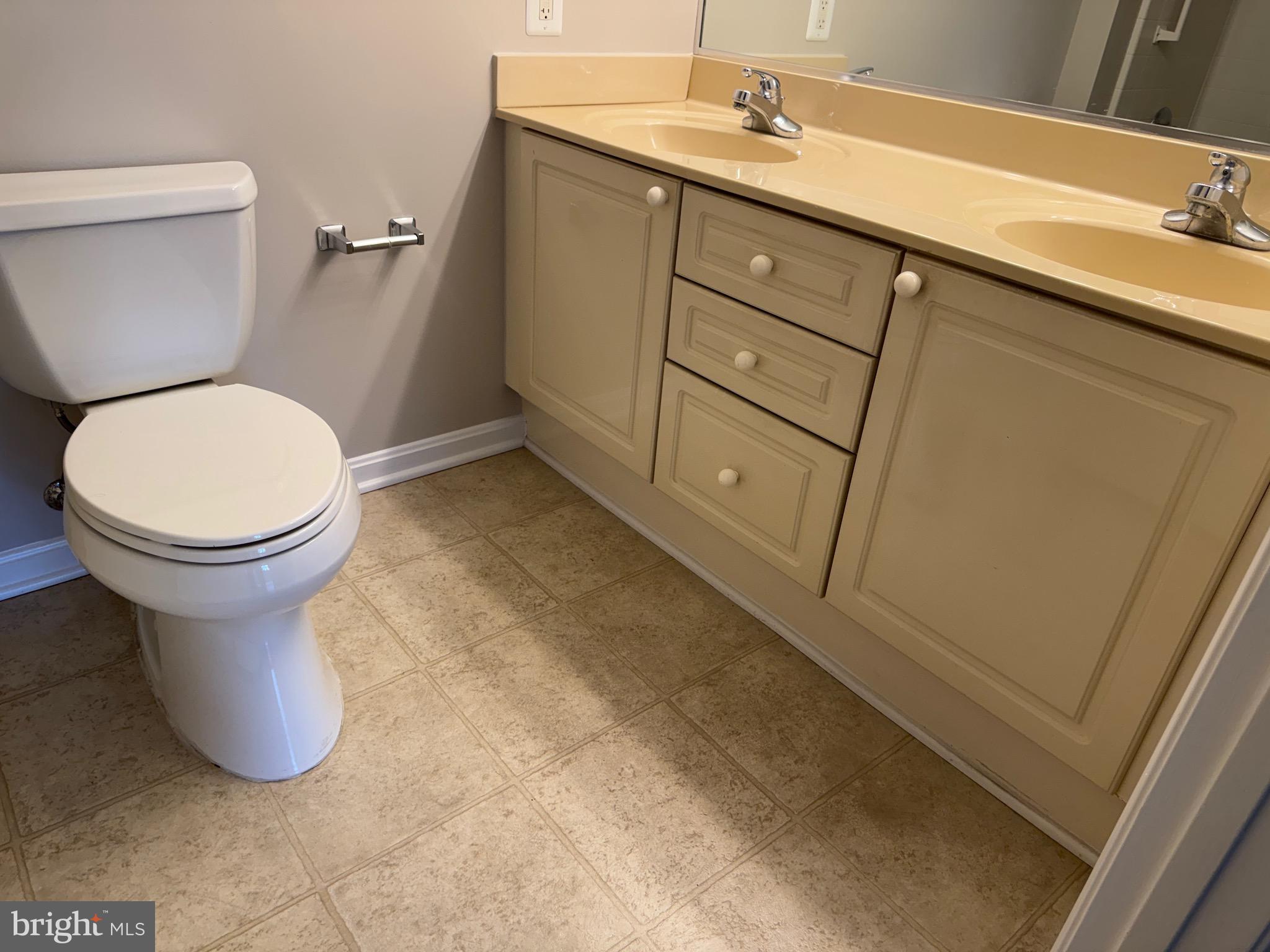 BLUE RIDGE AT LANSDOWNE WOODS - Residential