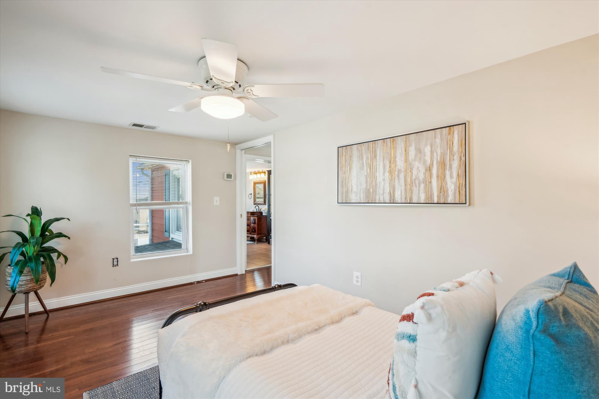 HIGH RIDGE - Residential