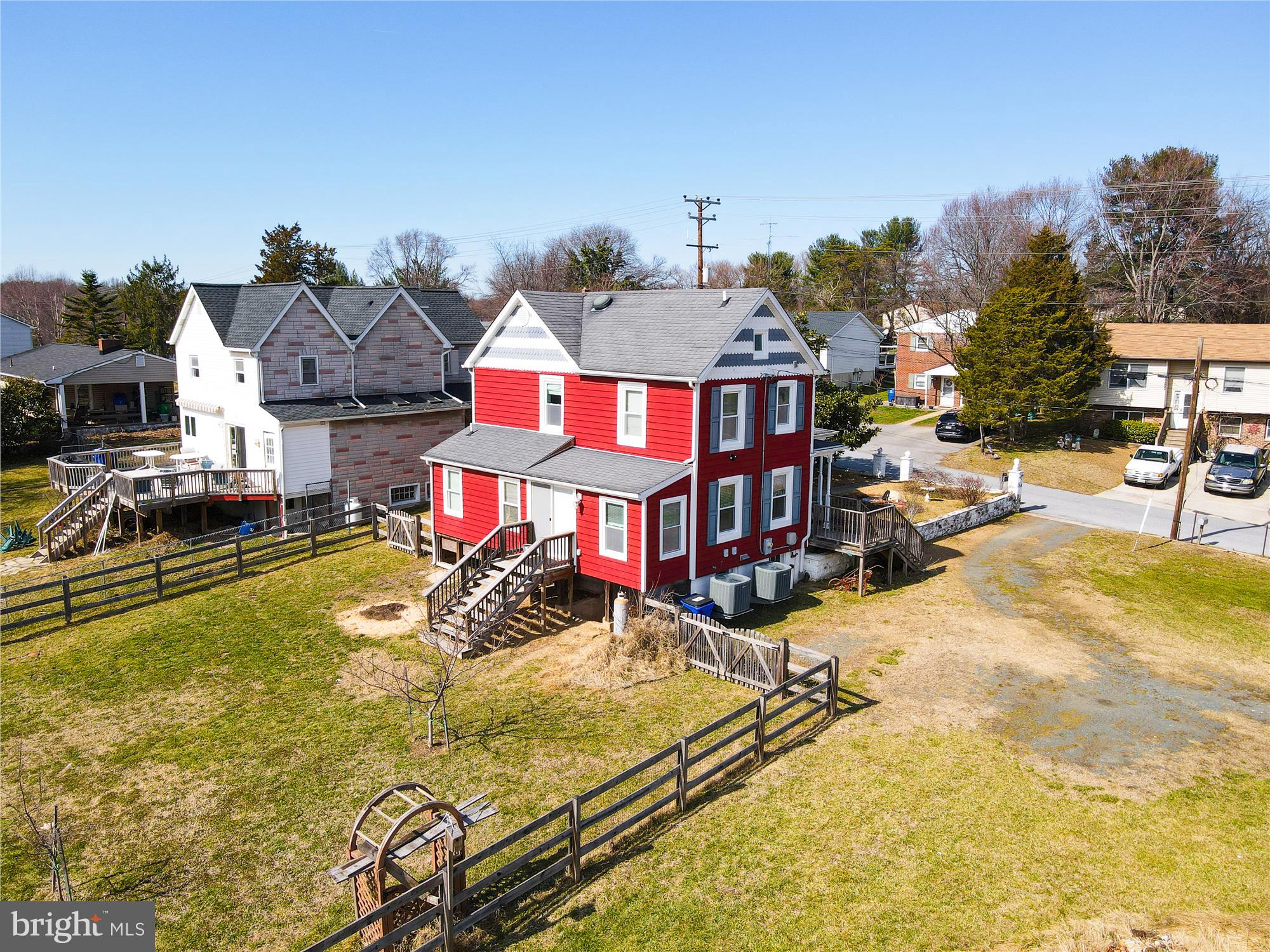 HIGH RIDGE - Residential