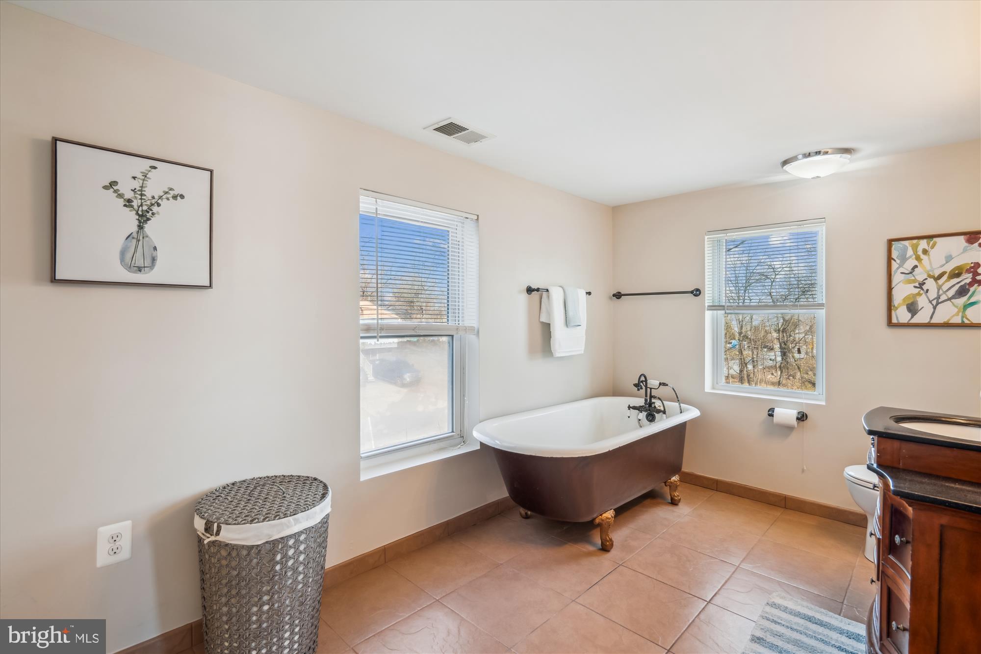HIGH RIDGE - Residential