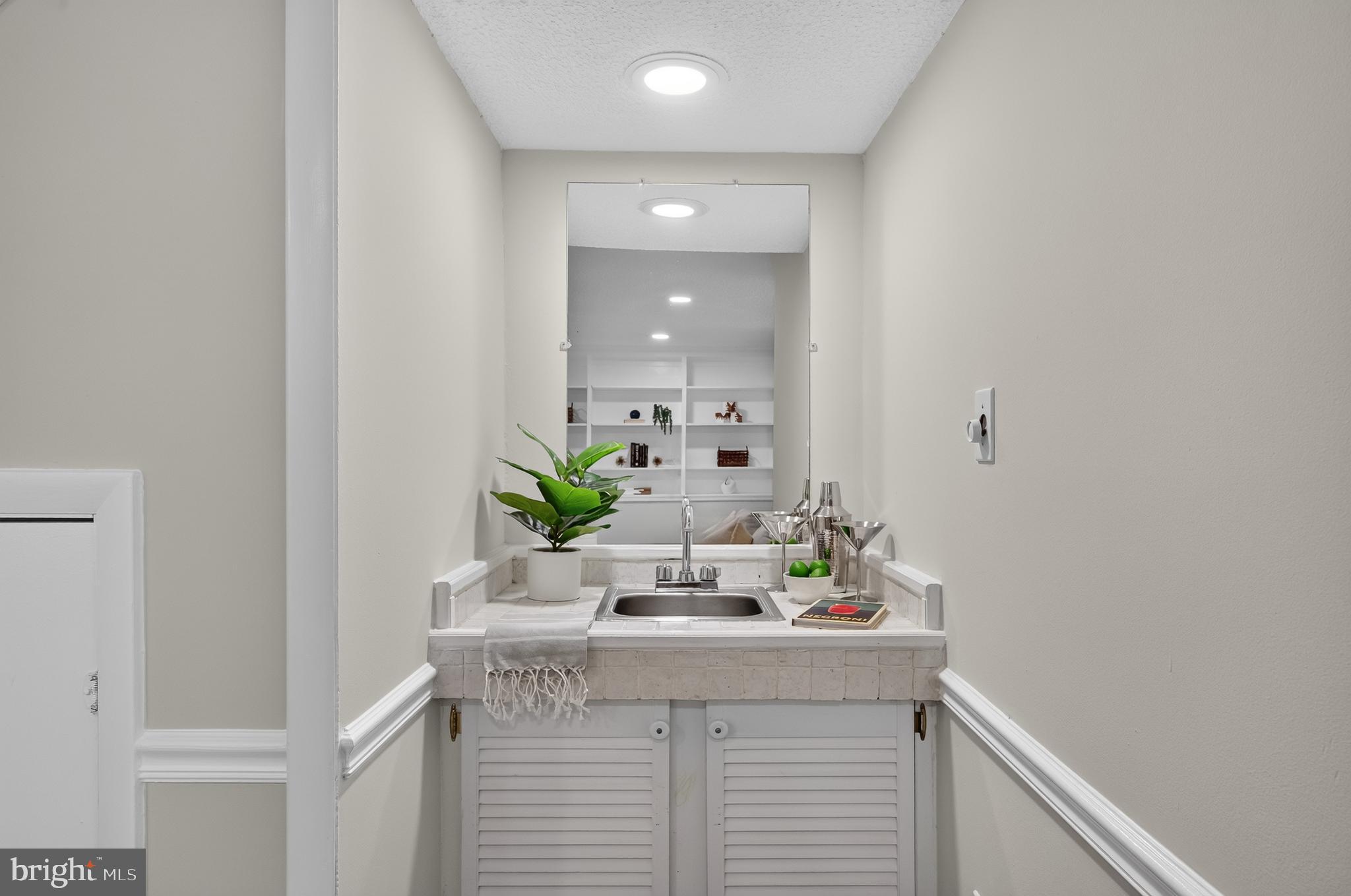 BURKE CENTRE - Residential