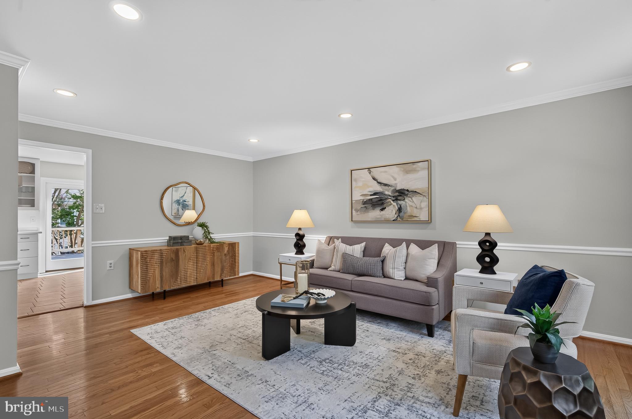 BURKE CENTRE - Residential