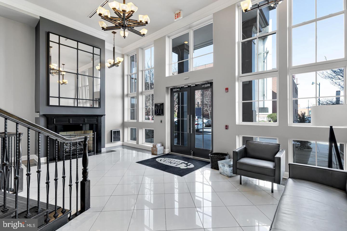 LOGAN CIRCLE - Residential