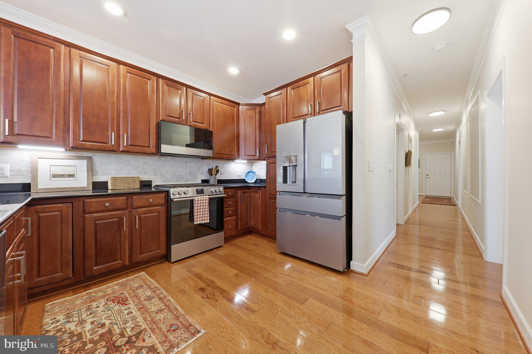 MAXWELL PLACE - Residential