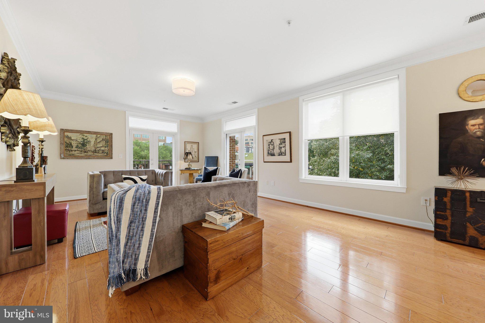 MAXWELL PLACE - Residential