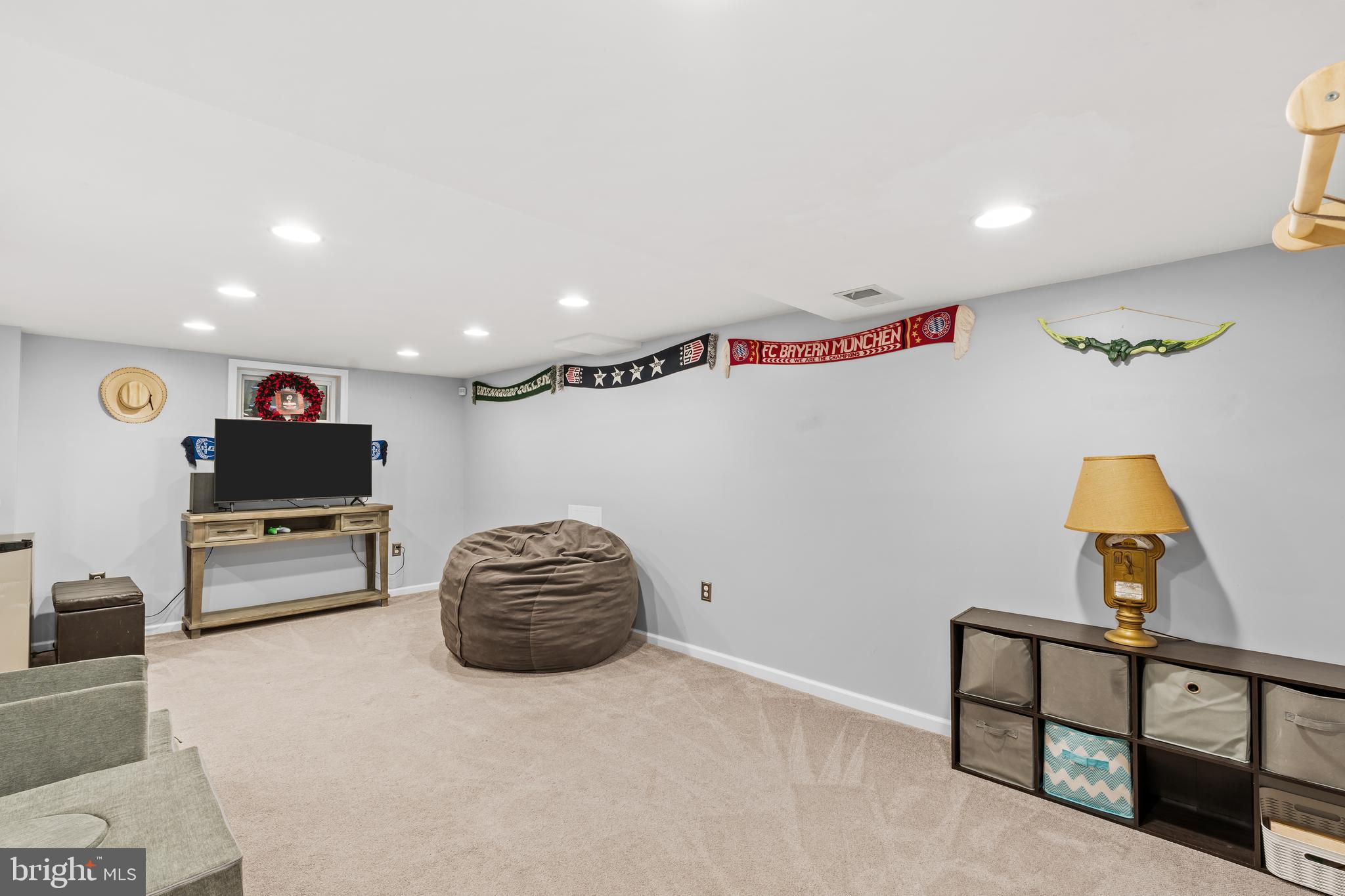 SENECA RIDGE - Residential