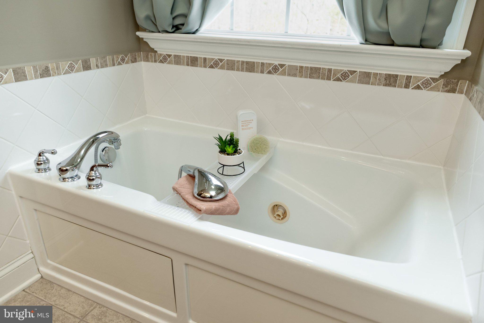 EGYPT BEND ESTATES - Residential
