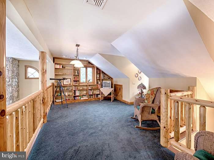 LAKEVIEW ESTATES - Residential