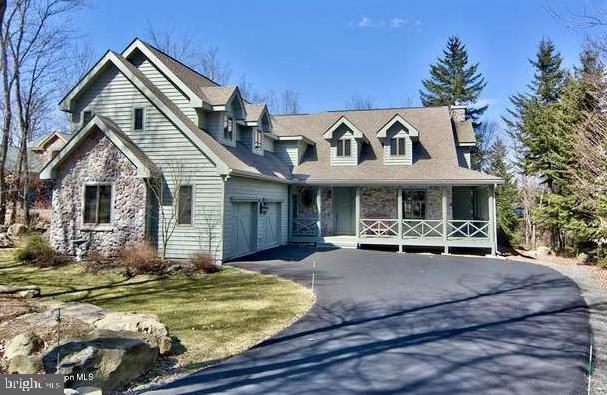 LAKEVIEW ESTATES - Residential